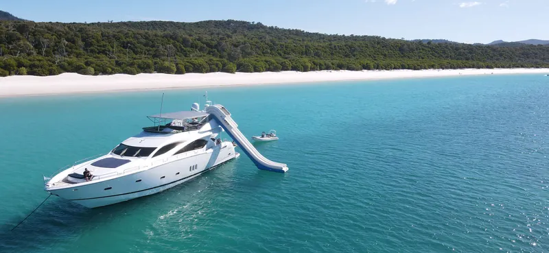 M/Y Alani, the waterslide rigged off Whitehaven