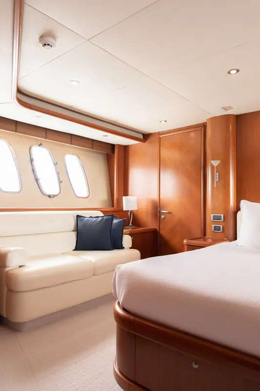 M/Y Alani, cabin detail