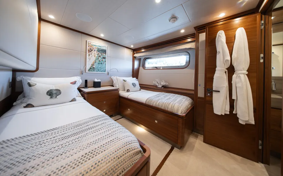 M/Y Belle, Starboard twin cabin