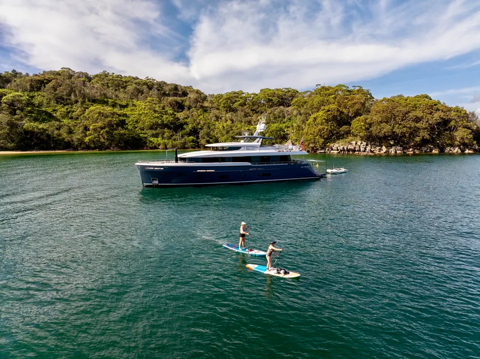 M/Y Belle, Paddle boarding, Middle Harbour