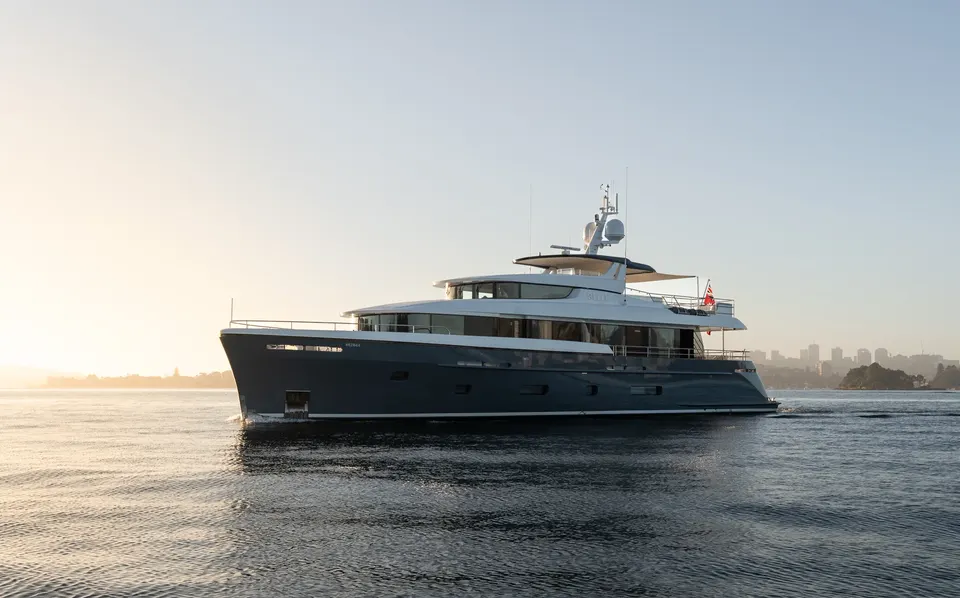 M/Y Belle, Profile