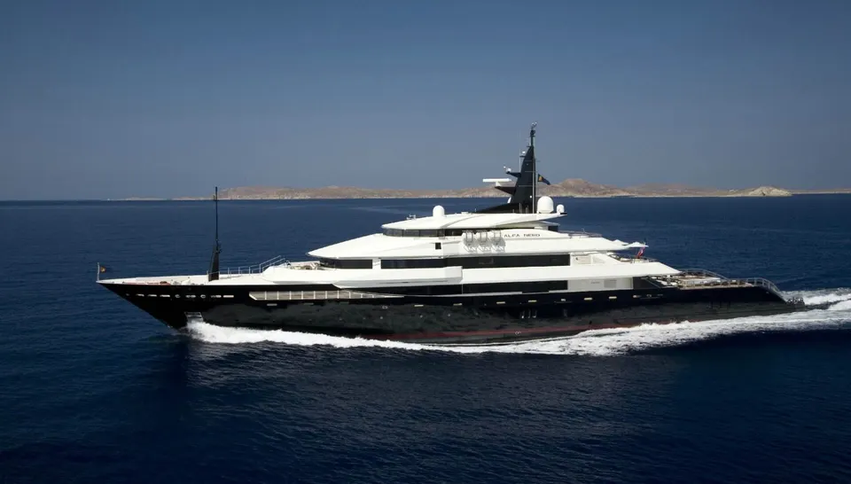 Alfa Nero, frame 1