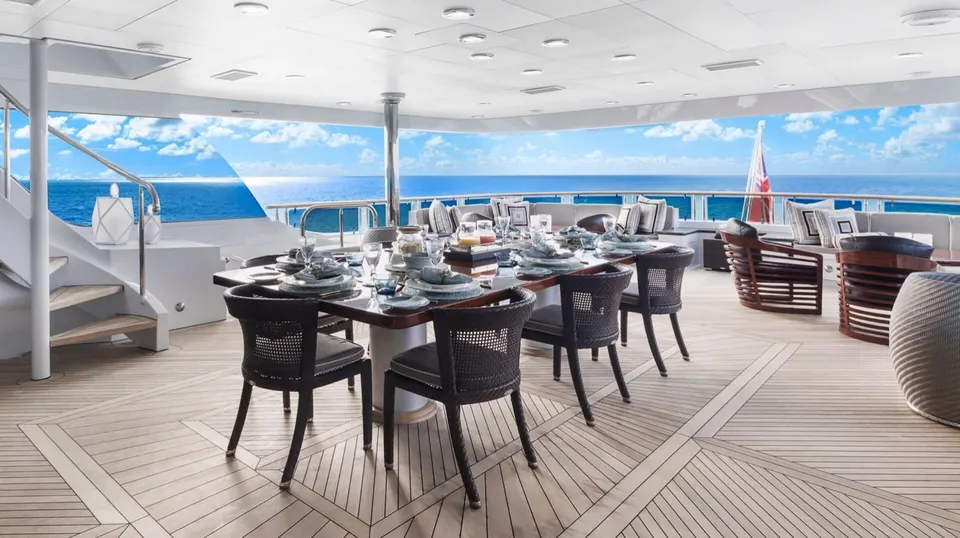 Ocean Club, frame 2