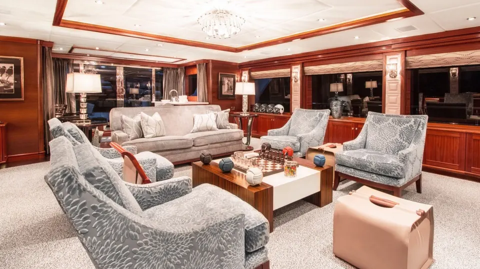 Ocean Club, frame 7