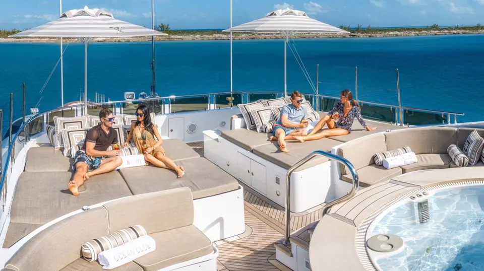 Ocean Club, frame 11