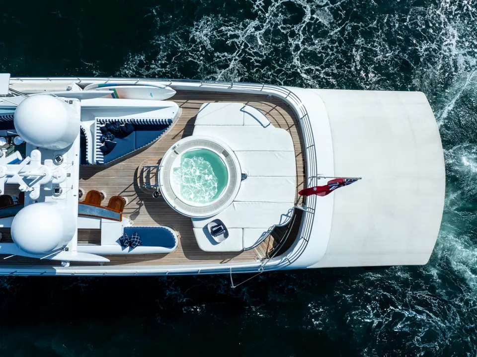 M/Y Lumir, Overhead view of the sun deck