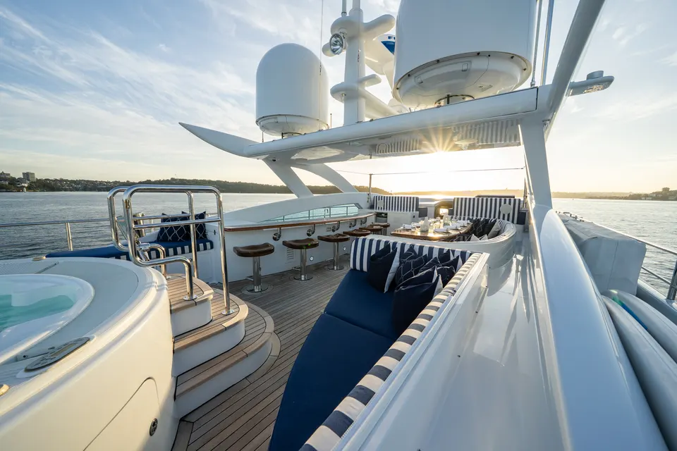 M/Y Lumir, Sun deck lounge beside the spa