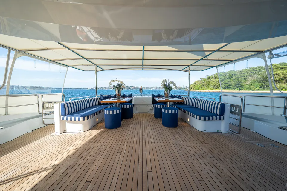 M/Y Lumir, Main deck aft lounge under the awning