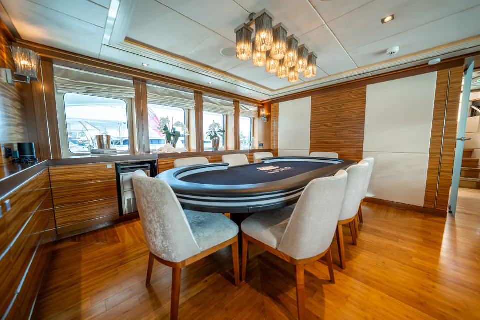 M/Y Lumir, Card table in the salon