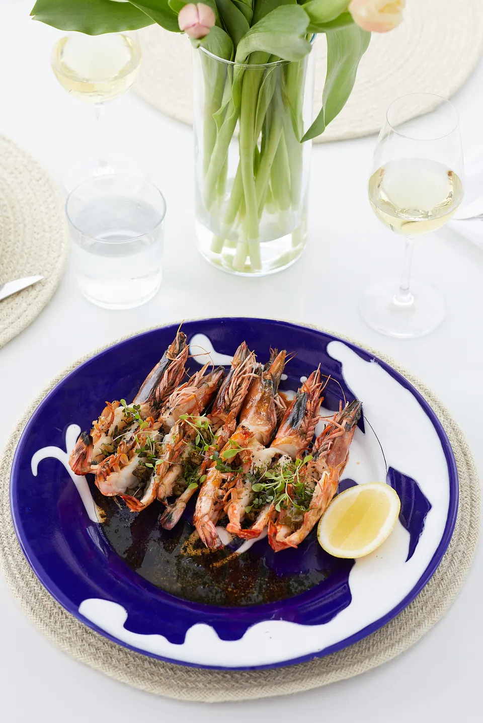 M/Y Sea Raes, prawns