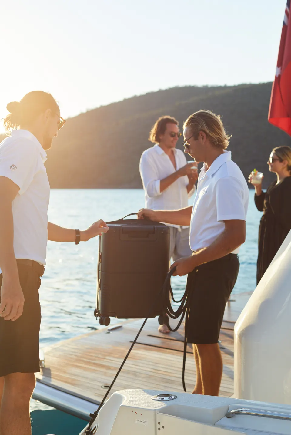 M/Y Sea Raes, crew welcoming guests aboard