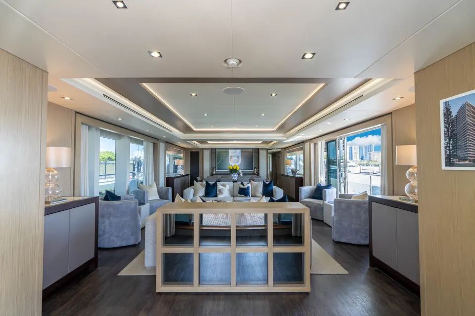 M/Y Sunset, main salon