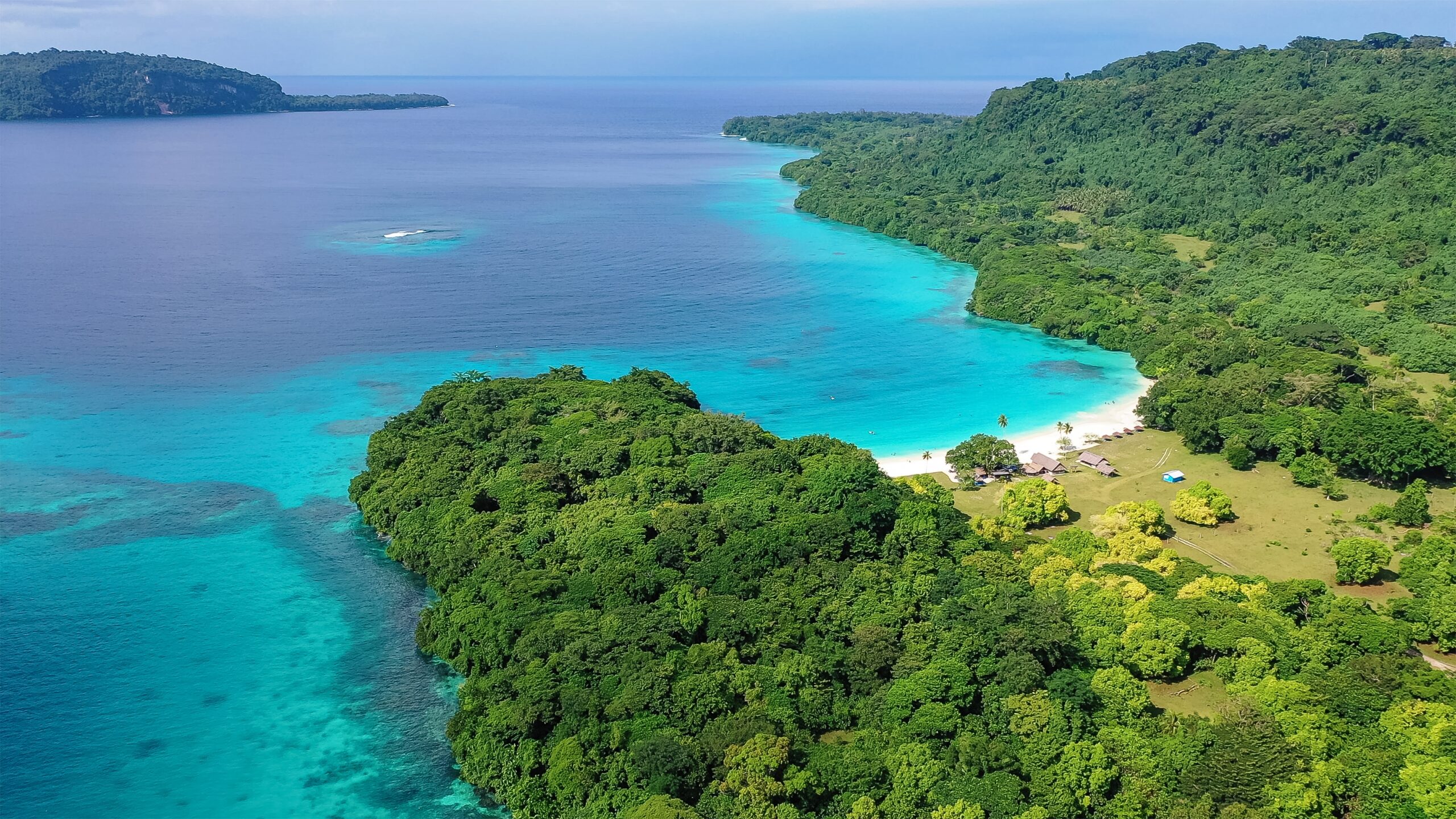 Fiji,Islands.,Turquoise,Waters,Of,Ocean,Wash,Island,Covered,Tropical