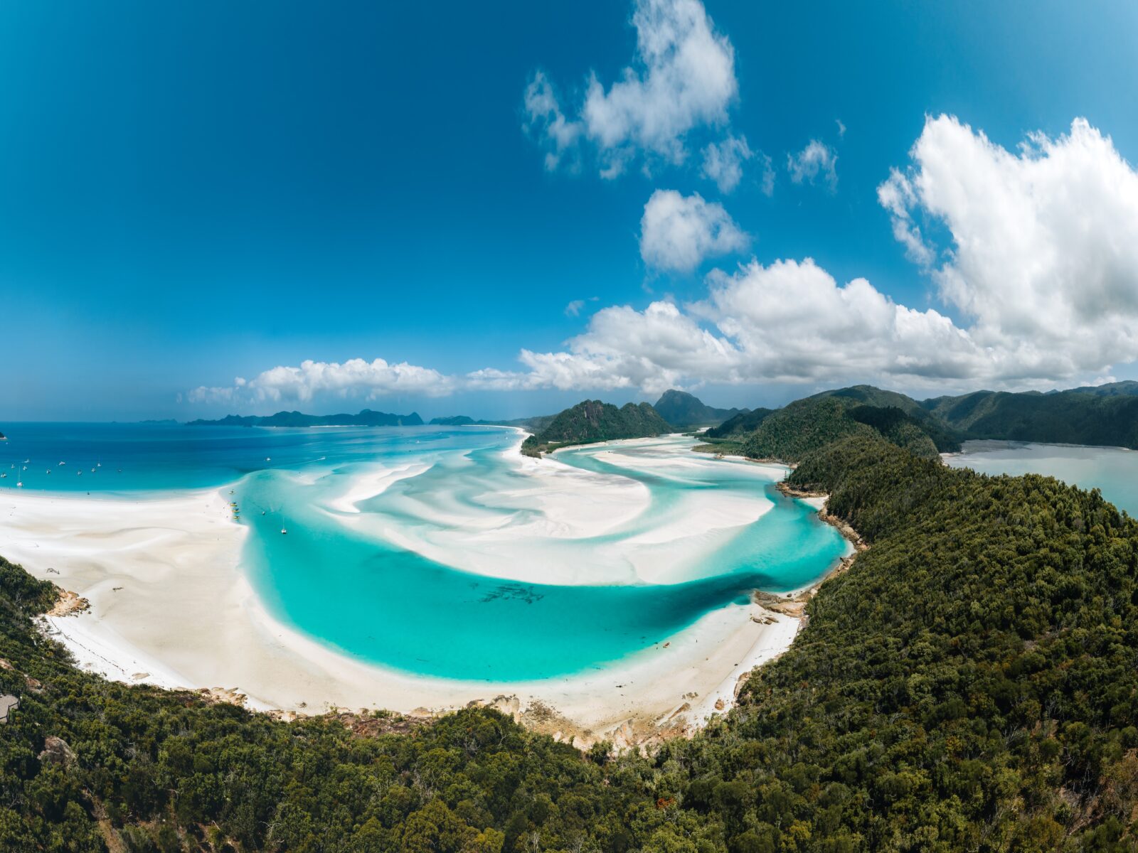Aerial,Drone,View,Of,Whitehaven,Beach,In,The,Whitsundays,,Queensland,