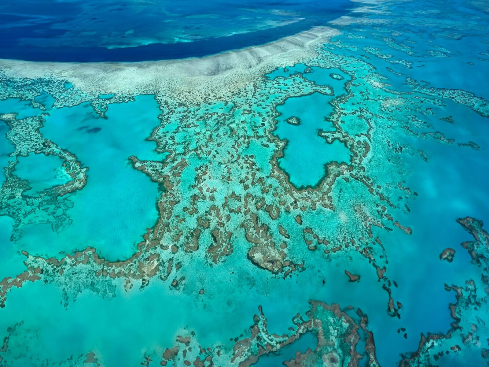 Aerial,View,Of,The,Coral,Reefs,Of,The,Whitsunday,Islands