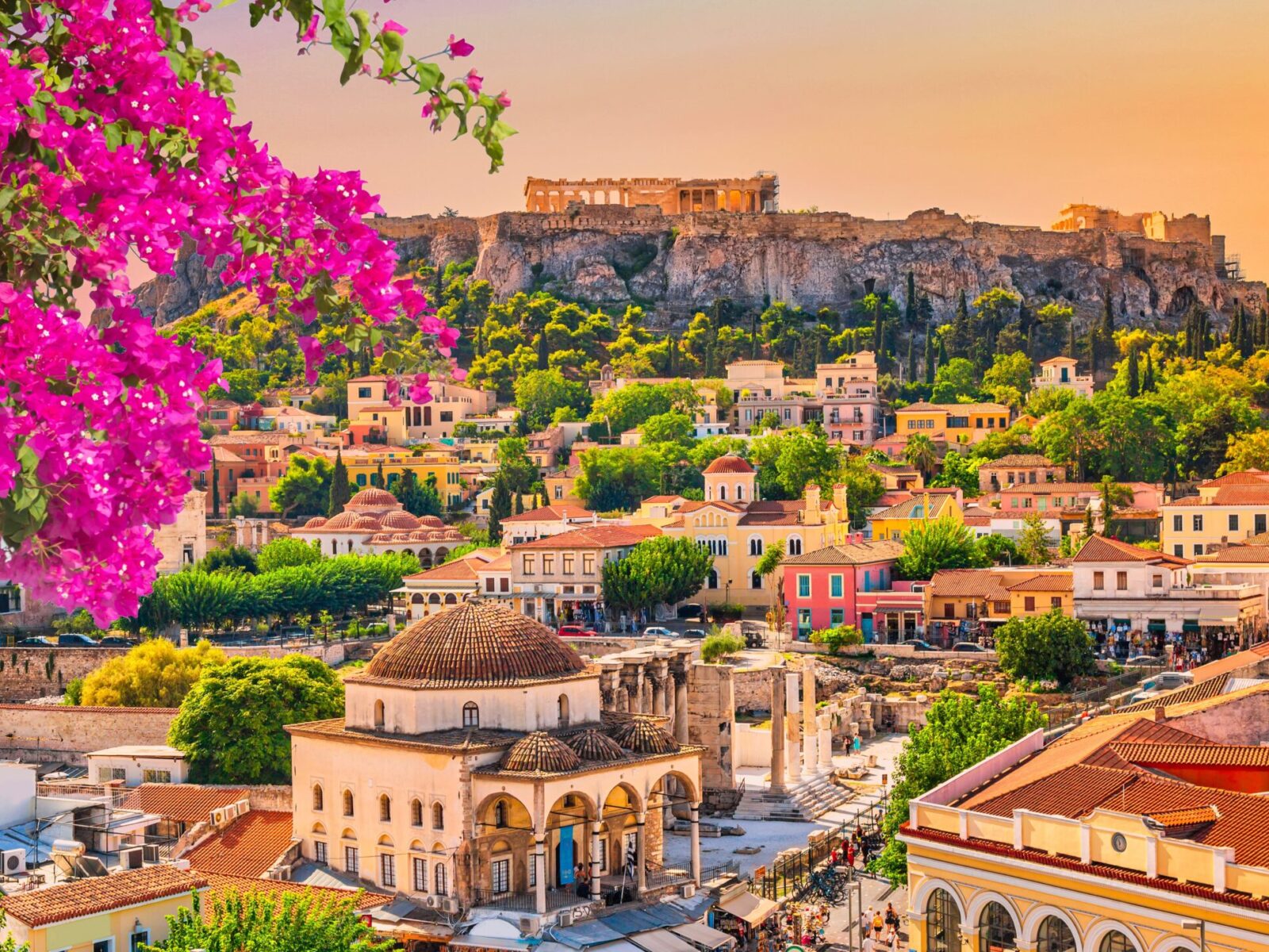 Skyline,Of,Athens,With,Monastiraki,Square,And,Acropolis,Hill,During