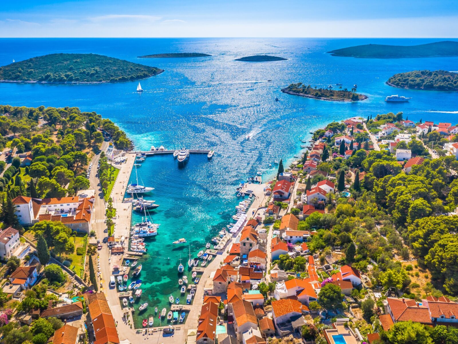 A,Stunning,Aerial,View,Of,Maslinica,On,olta,Island,,Croatia,